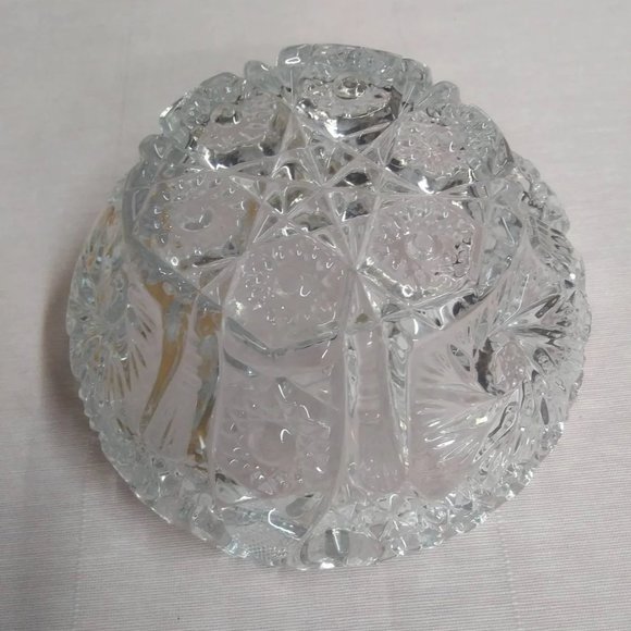 Antique Glass EAPG Bowl, Pressed Glass Dish, Pinwheel Starburst - Picture 6 of 6